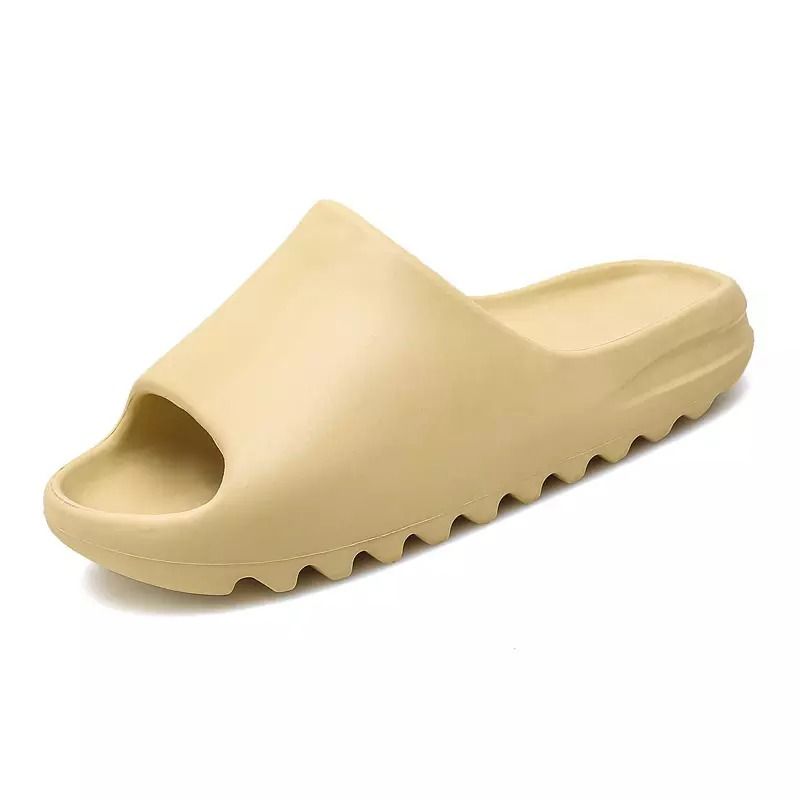 Сланцы  Adidas Yeezy Slide