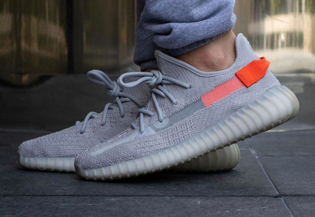 Adidas Yeezy Boost 350 V2 Tail Light (Non-Reflective)
