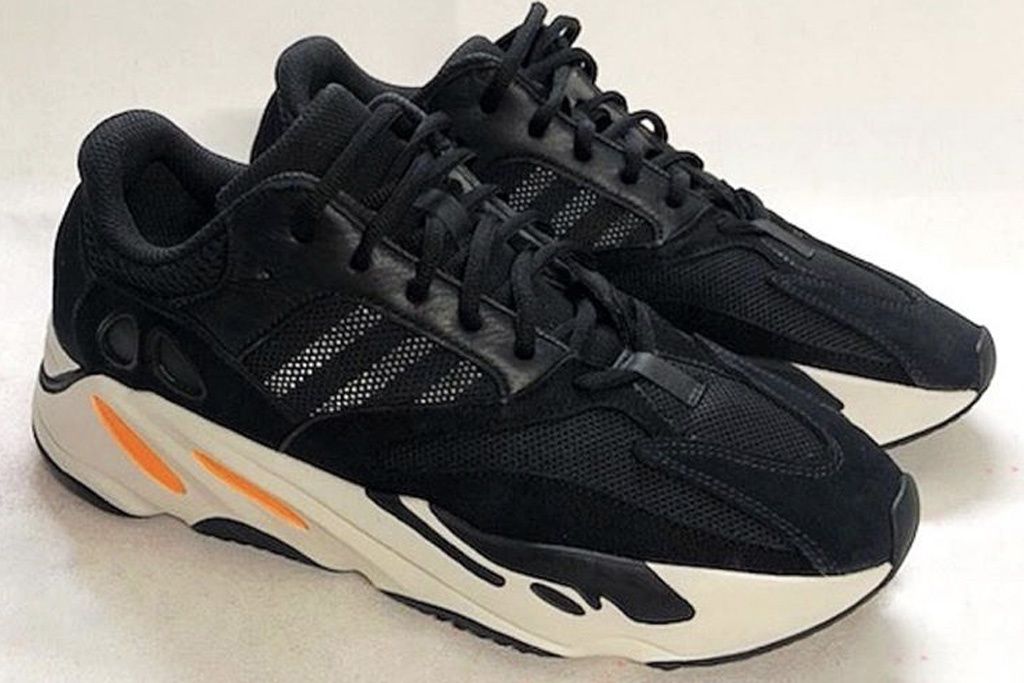 Adidas Yeezy Boost 700 V2, черный, белый, замша, текстиль, женские