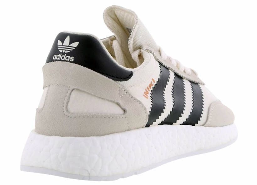 Adidas Iniki Runner белые с черным