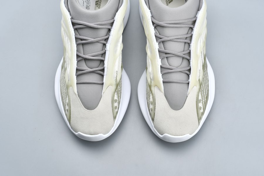 Adidas Yeezy Boost 700 V3 Cream/White/Grey