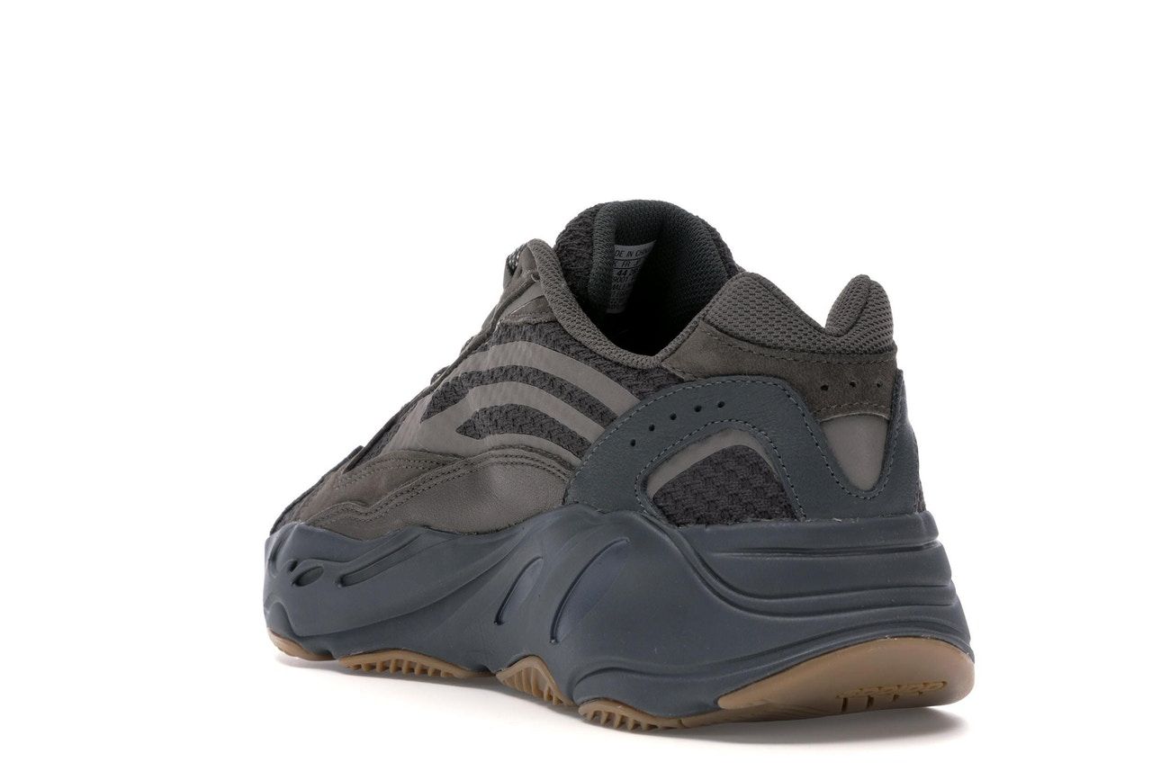 Adidas Yeezy Boost 700 V2 Brown, коричневый, замша, текстиль, мужские, женские