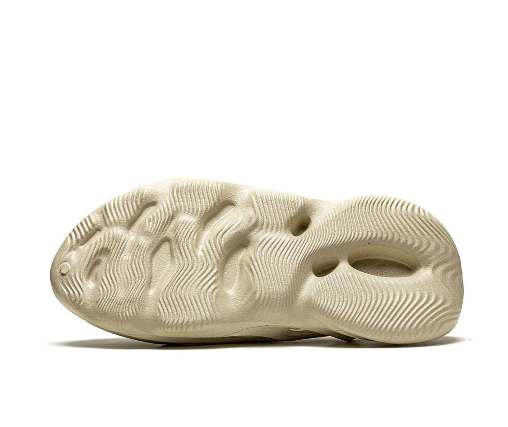 Тапки Adidas Yeezy Foam Sand