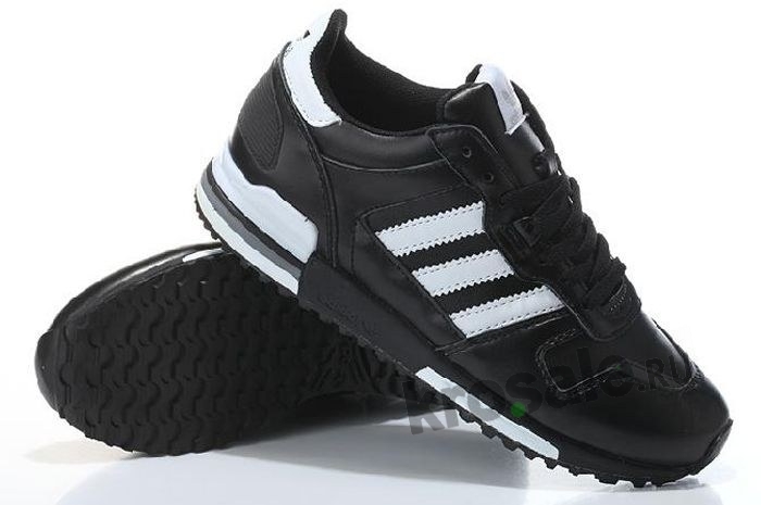 Adidas ZX 700 Black/White